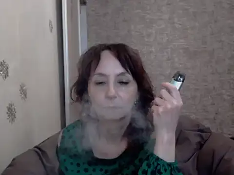 Snapshot of AnnieEltgant chatting on 05.30.26 AnnieEltgant online show from 05.30.26