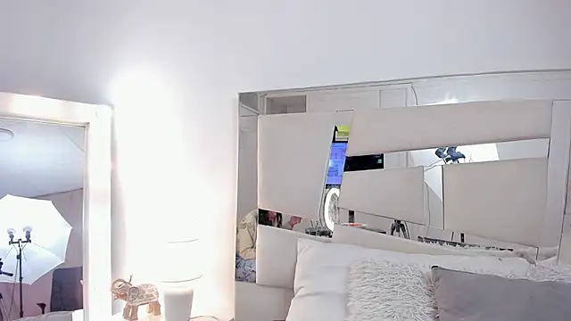 Mariana Joness online show from 01.14.26