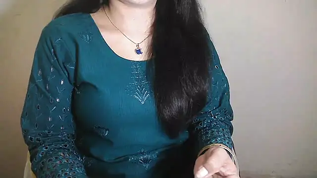 Snapshot of Chanchal--Navya chatting on 12.31.24 Chanchal--Navya online show from 12.31.24