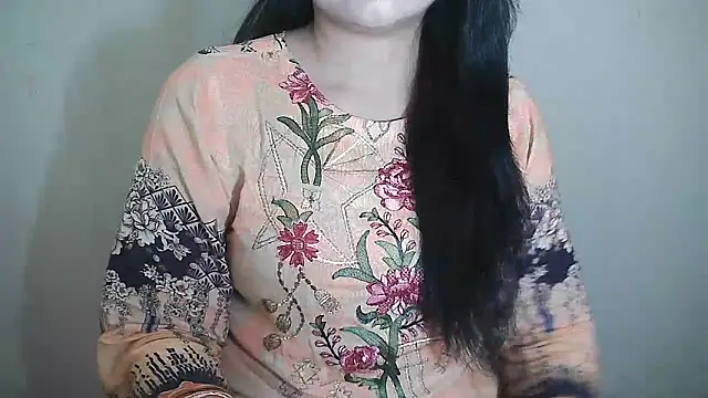 Snapshot of Chanchal--Navya chatting on 01.05.25 Chanchal--Navya online show from 01.05.25