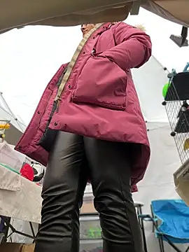 DaisyVibesss online show from 02.23.25