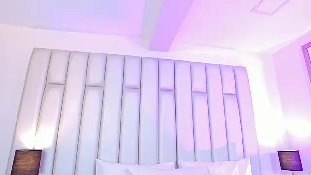 aandreaperez online show from 04.17.26