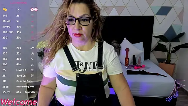 gisela27 online show from 01.24.25