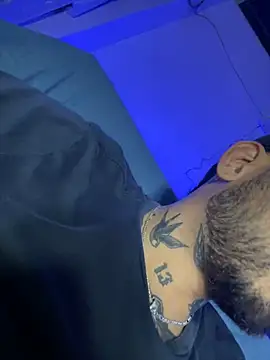 Snapshot of CamiloGray_ chatting on 01.28.25 CamiloGray online show from 01.28.25