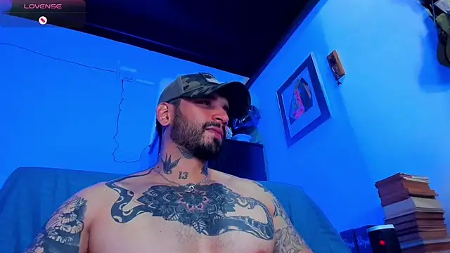 Snapshot of CamiloGray_ chatting on 01.30.25 CamiloGray online show from 01.30.25