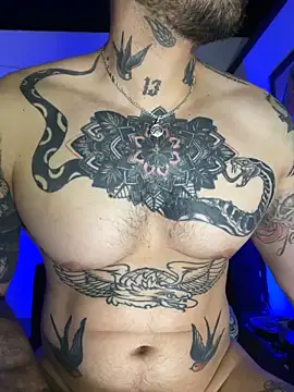 Snapshot of CamiloGray_ chatting on 02.13.25 CamiloGray online show from 02.13.25