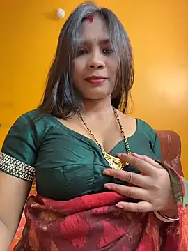 Snapshot of wow-wow-sexy chatting on 05.22.26 wow-wow-sexy online show from 05.22.26
