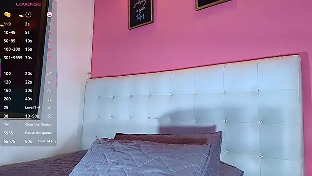 hornyhousekeeper  online show from 03.04.25