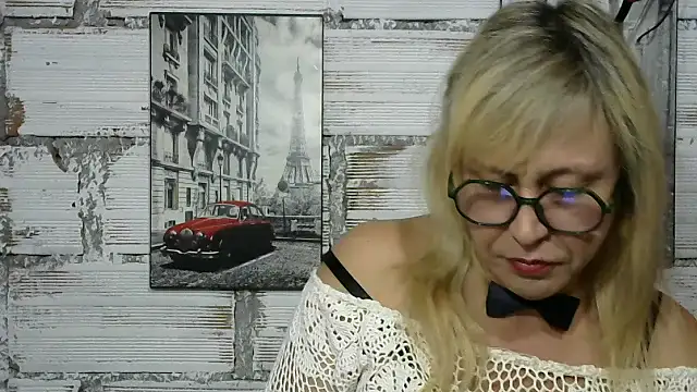 divahot08 online show from 01.16.26