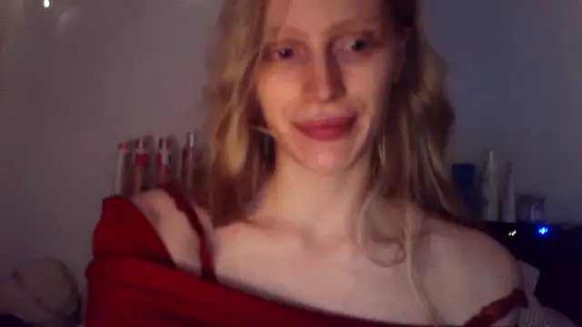 Snapshot of VeronicaJoyful chatting on 12.07.24 VeronicaJoyful online show from 12.07.24