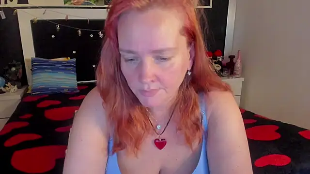 Snapshot of SinFulTitsDD chatting on 02.07.25 SinFulTitsDD online show from 02.07.25