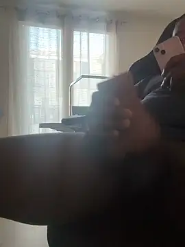 waakenda online show from 10.07.25