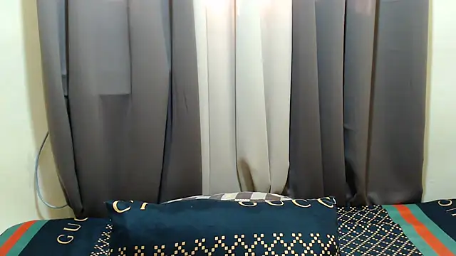 Snapshot of x_brittany_x chatting on 05.09.26 x brittany x online show from 05.09.26