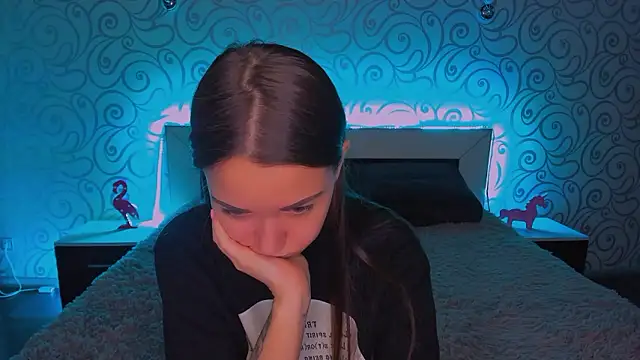 AlexaBarkley online show from 12.04.24