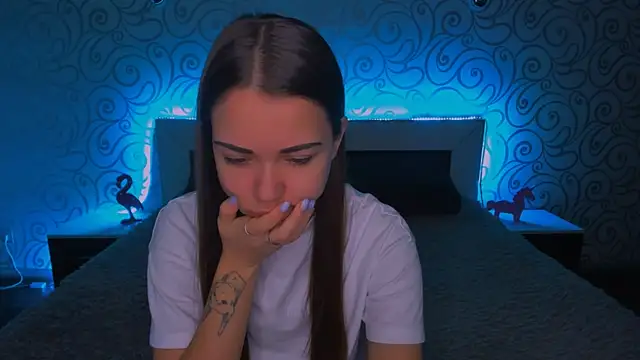 AlexaBarkley online show from 12.22.24