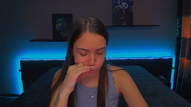 AlexaBarkley online show from 02.17.25