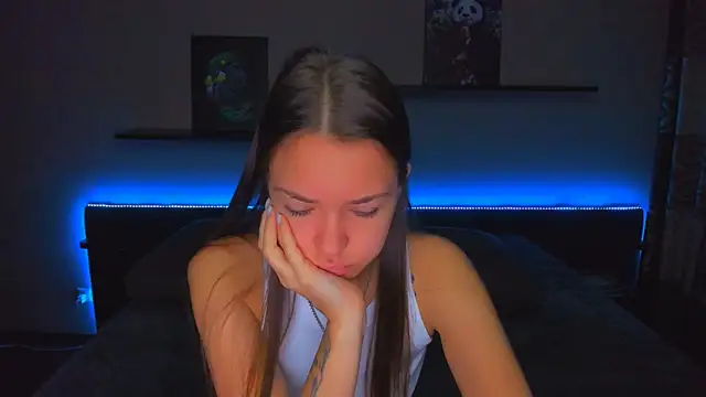 AlexaBarkley online show from 11.06.25