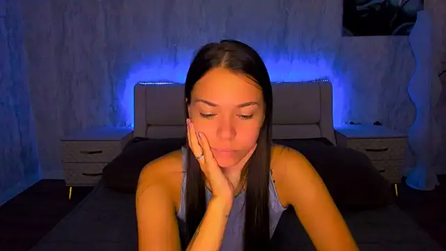 Snapshot of AlexaBarkley chatting on 07.20.26 AlexaBarkley online show from 07.20.26