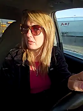 Snapshot of SheIsSomething chatting on 02.15.25 SheIsSomething online show from 02.15.25