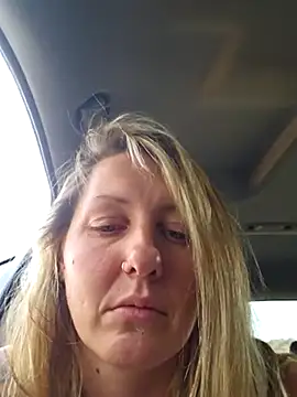 Snapshot of SheIsSomething chatting on 02.28.25 SheIsSomething online show from 02.28.25