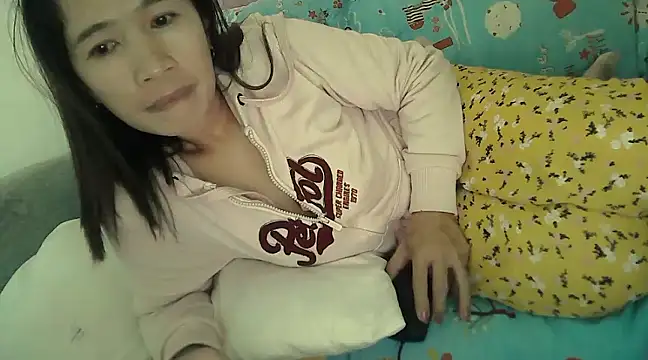 Snapshot of Alexiadreamer chatting on 01.15.25 Alexiadreamer online show from 01.15.25