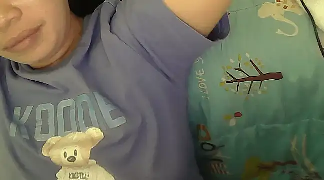 Snapshot of Alexiadreamer chatting on 02.19.25 Alexiadreamer online show from 02.19.25