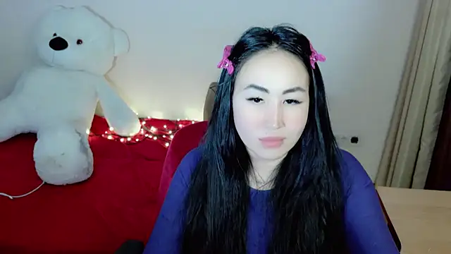AsianQueens online show from 12.19.24