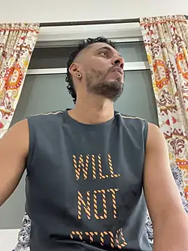 Snapshot of steven_smith05 chatting on 03.07.25 steven smith05 online show from 03.07.25