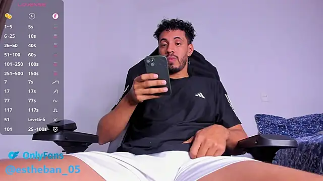 Snapshot of steven_smith05 chatting on 09.28.25 steven smith05 online show from 09.28.25