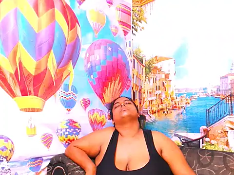 Snapshot of Indianfairy99 chatting on 12.09.24 Indianfairy99 online show from 12.09.24