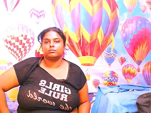 Snapshot of Indianfairy99 chatting on 01.07.25 Indianfairy99 online show from 01.07.25