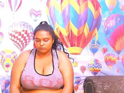 Snapshot of Indianfairy99 chatting on 01.24.25 Indianfairy99 online show from 01.24.25