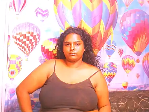 Snapshot of Indianfairy99 chatting on 02.04.25 Indianfairy99 online show from 02.04.25