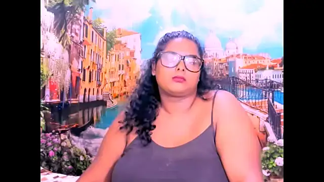 Snapshot of Indianfairy99 chatting on 12.15.25 Indianfairy99 online show from 12.15.25