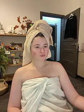 sweetest pie online show from 02.27.25