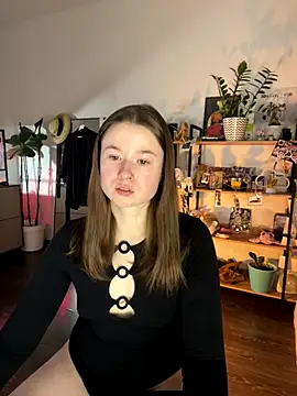 sweetest pie online show from 10.28.25