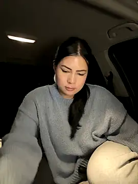 clairewntr online show from 12.02.24