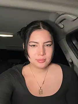 clairewntr online show from 12.12.24