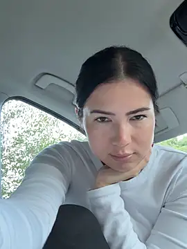 clairewntr online show from 10.01.25