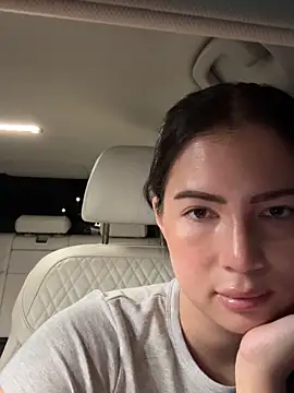 clairewntr online show from 10.03.25