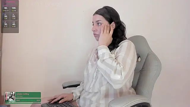 carmesix online show from 12.15.25