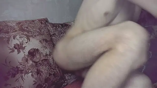 Snapshot of littledaddyflex chatting on 12.16.25 littledaddyflex online show from 12.16.25