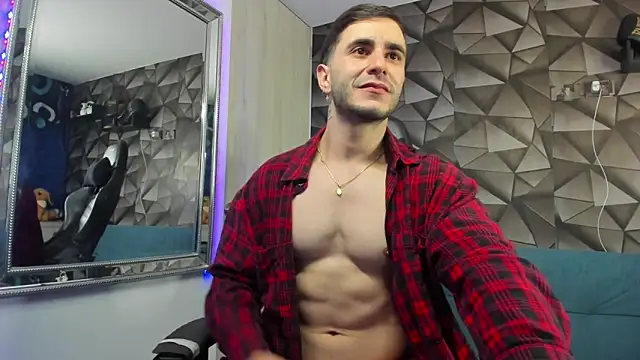 Snapshot of Latino_stud4u chatting on 12.03.25 Latino stud4u online show from 12.03.25