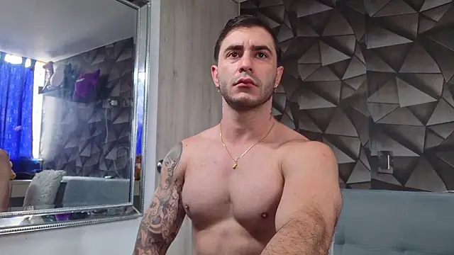 Snapshot of Latino_stud4u chatting on 05.31.26 Latino stud4u online show from 05.31.26