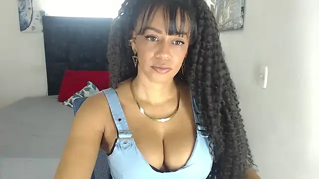 Snapshot of yeli_xxx chatting on 07.09.26 yeli xxx online show from 07.09.26