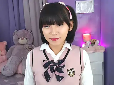 urlovelyfreya online show from 11.25.25