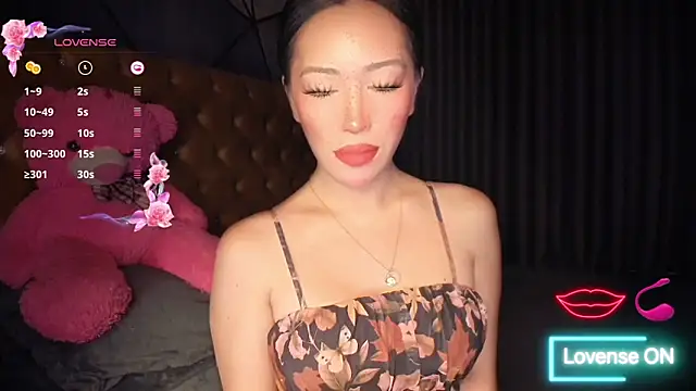Jasmine Elcock online show from 02.02.26