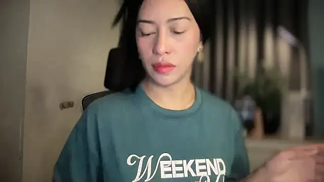 Jasmine Elcock online show from 04.16.26