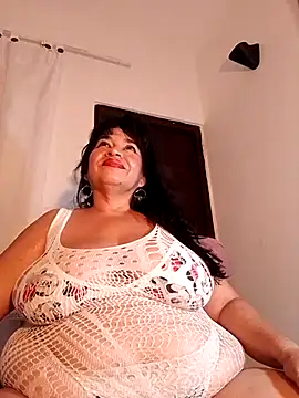 Snapshot of karlablue_ chatting on 02.01.25 karlablue  online show from 02.01.25