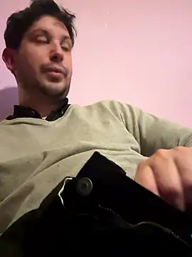 Snapshot of Taxidriver1988 chatting on 12.02.24 Taxidriver1988 online show from 12.02.24